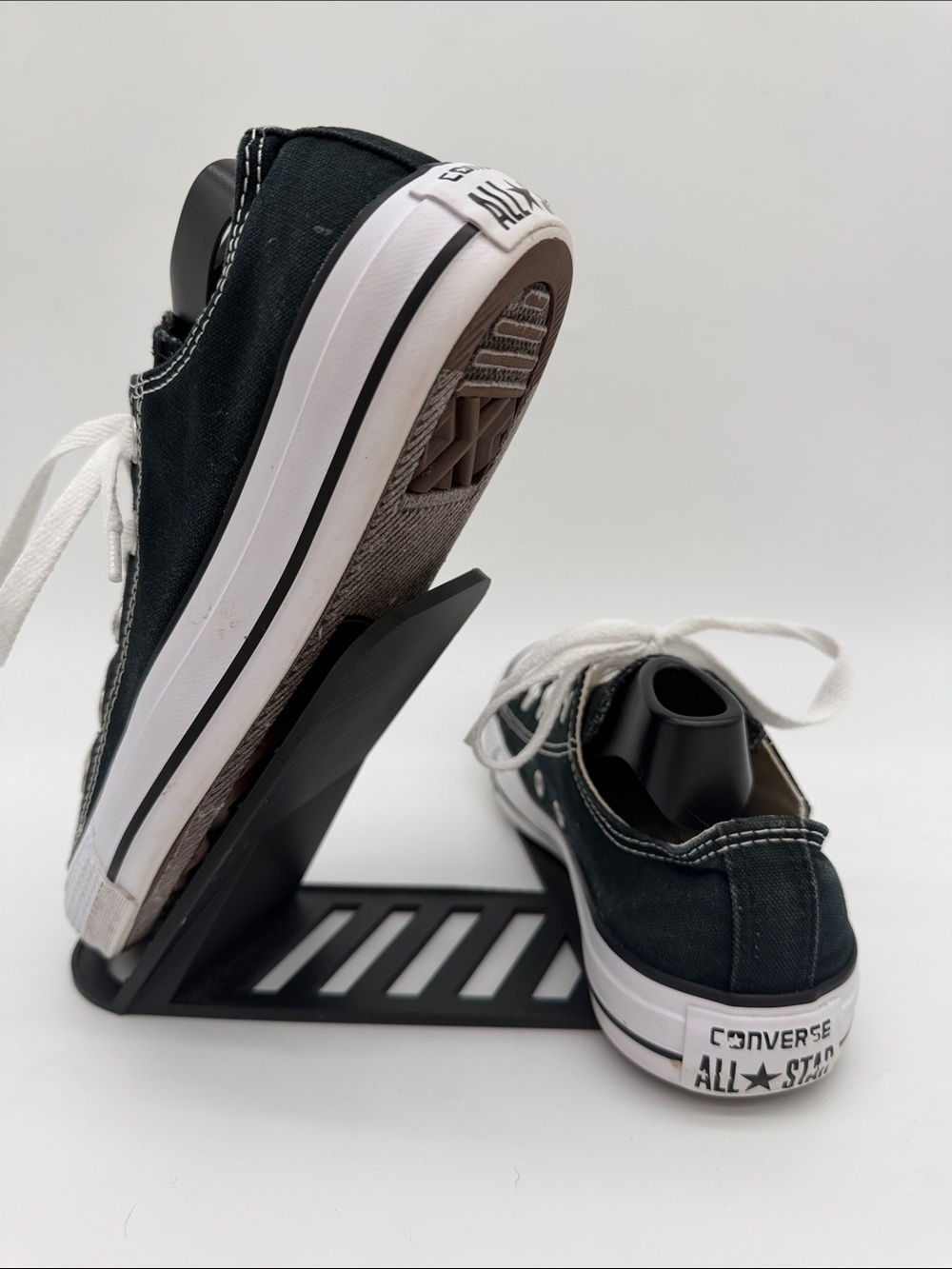 Converse Chuck Taylor All Star Black Unisex Womens Size 6 / Mens Size 4 Low Rise - Picture 4 of 16